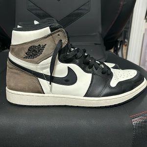 Jordan 1 Mocha (Used)